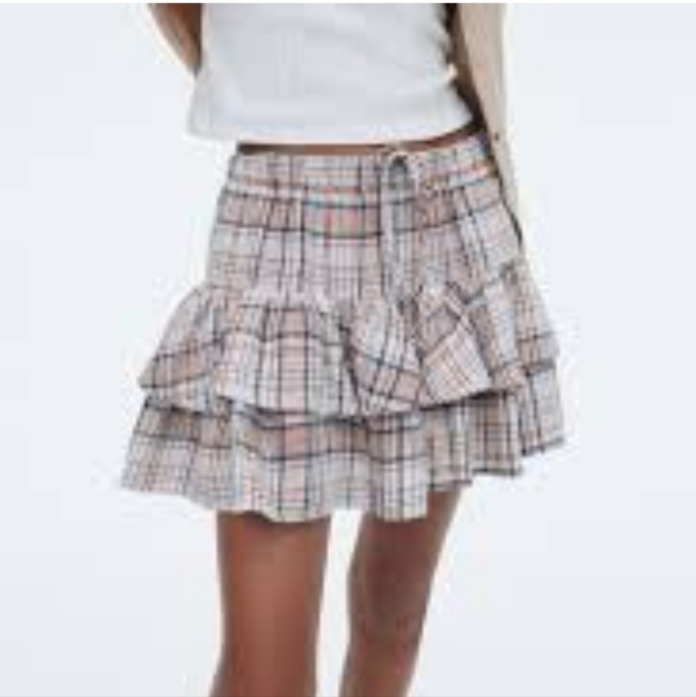 H&M Plaid Ruffle Skirt - Picture 4 of 4